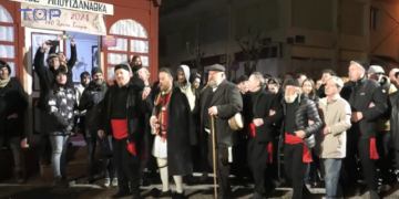 Άναψαν όλοι οι Φανοί της Κοζάνης το βράδυ της Μεγάλης Αποκριάς (βίντεο 2 ωρών Top Channel)