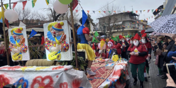 Πραγματοποιήθηκε η Παρέλαση των Καρναβαλιστών στο Βελβεντό (Φωτογραφίες)