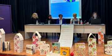 Πλήθος κόσμου στην ημερίδα με τίτλο “Τα Δικαιώματα του Παιδιού μέσα από τη Λογοτεχνία” στην Πτολεμαΐδα