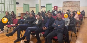 Ενδιαφέρουσα ημερίδα με θέμα «Παιδιά και Οθόνες: Τις χρησιμοποιώ ή με χρησιμοποιούν;» πραγματοποιήθηκε στη Σιάτιστα