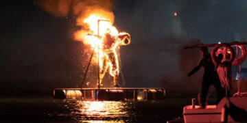 Το Κάψιμο του Ιούδα στο λιμάνι της Ερμιόνης – Δείτε φωτογραφίες από το πασχαλινό έθιμο