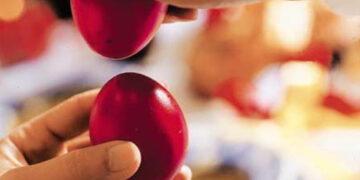 Αυγομαχίες 2025 στα Κομνηνά: «Το πιο γερό αυγό κερδίζει!»