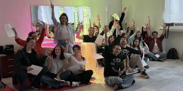 Πτολεμαϊδα: Με ένα τραγούδι γιόρτασαν οι φοιτητές της Εργοθεραπείας την Παγκόσμια Ημέρα Αυτισμού (Βίντεο)