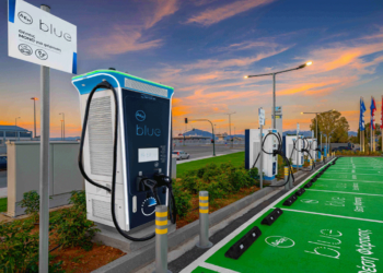 ΔΕΗ blue: Στην Πάτρα το πιο ισχυρό Hub φόρτισης της Ελλάδας  με συνολική ισχύ 1,2 MW