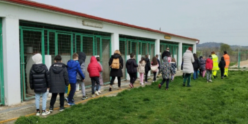 Επίσκεψη του 9ου Δημοτικού Σχολείου Πτολεμαΐδας στο Δημοτικό Καταφύγιο Αδέσποτων Σκύλων Εορδαίας