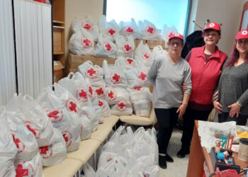 Πάνω από 100 Πασχαλινά “ΔΕΜΑΤΑ ΑΓΑΠΗΣ” διένειμε το Περιφερειακό Τμήμα Ελληνικού Ερυθρού Σταυρού Πτολεμαΐδας!