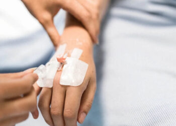 Σημαντική εξέλιξη: Η Βρετανία λανσάρει ένεση 5 λεπτών που μπορεί να καταπολεμήσει15 διαφορετικούς τύπους καρκίνου