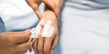 Σημαντική εξέλιξη: Η Βρετανία λανσάρει ένεση 5 λεπτών που μπορεί να καταπολεμήσει15 διαφορετικούς τύπους καρκίνου