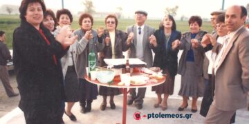 Φιλική παρέα γιορτάζει, με τον τρόπο της, την εργατική Πρωτομαγιά το 1988 – Από τη στήλη του Γ. Καζαντζή στον “ΠΑΛΜΟ”