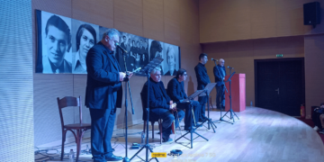 Συγκλόνισε το “αφιέρωμα” στον αείμνηστο ΧΡΥΣΑΝΘΟ, που συνδιοργάνωσαν ο Ποντιακός Σύλλογος Πτολεμαΐδας και ο Πολιτιστικός Σύλλογος Οινόης Κοζάνης “Χρύσανθος”! (της Κούλας Πουλασιχίδου)