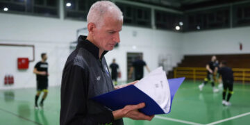 Από το Βόιο Κοζάνης ο μοναδικός Έλληνας κωφός διεθνής διαιτητής μπάσκετ