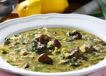 Πεντανόστιμες και εύκολες συνταγές για την παραδοσιακή μαγειρίτσα (Βίντεο)