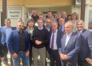 Δέσμευση Μητσοτάκη για τον δρόμο της Ακρινής- Τι συζήτησε με τους κατοίκους