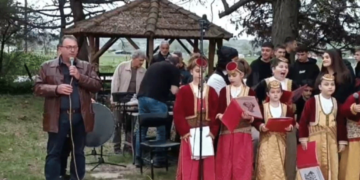 Τηρώντας την παράδοση ο Ποντιακός Σύλλογος Πτολεμαΐδας τίμησε τον Άγιο Γεώργιο! (της Κούλας Πουλασιχίδου)