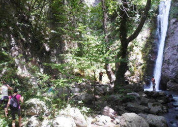 Ορειβατική Λέσχη Εορδαίας: Εξόρμηση προς τα Λουτρά Πόζαρ