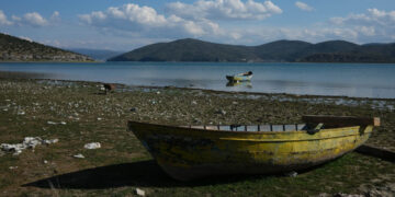 Λίμνη Πρέσπα: Ένα φωτογραφικό σαφάρι στην αλβανική πλευρά της