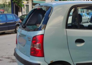 Πτολεμαΐδα: Τροχαίο ατύχημα με μικρές υλικές ζημιές – Σύγκρουση ΙΧ αυτοκινήτου με μηχανάκι