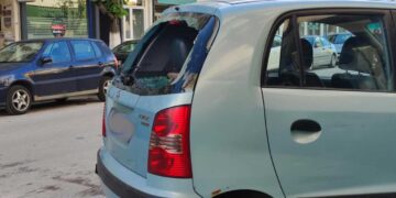 Πτολεμαΐδα: Τροχαίο ατύχημα με μικρές υλικές ζημιές – Σύγκρουση ΙΧ αυτοκινήτου με μηχανάκι