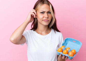 Πώς η εποχή του χρόνου που γεννηθήκατε μπορεί να καθορίσει αν θα παχύνετε, τι λέει μελέτη