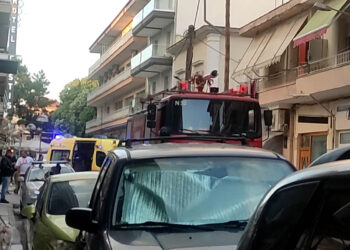 Φωτιά σε διαμέρισμα πολυκατοικίας στην Πτολεμαΐδα