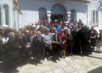 Προσκυνηματική εκδρομή στη Νεράιδα και στον Τετράλοφο διοργάνωσαν οι Ενορίες Καστανιάς και Λάβας