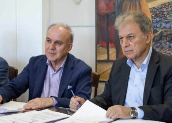 Δύο νέα εκχιονιστικά οχήματα θα προμηθευτεί η Π.Ε. Καστοριάς