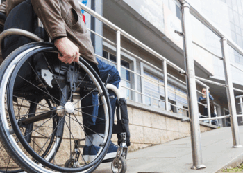 Εορδαία: Βελτίωση της προσβασιμότητας ΑμεΑ σε σχολεία – Υποβολή πρότασης για κατασκευή ραμπών πρόσβασης και WC ΑμεΑ