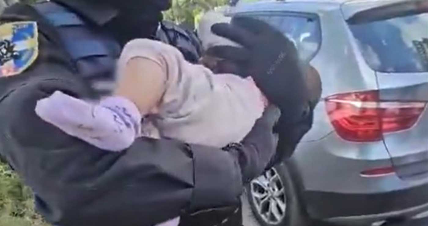 Το βίντεο της ΕΛ.ΑΣ. για το 6μηνο βρέφος που παράτησαν δίπλα σε κάδο σκουπιδιών στον Άλιμο