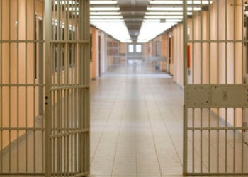 Κομμωτική και ραπτική θα μάθουν κρατούμενοι στις φυλακές Γρεβενών