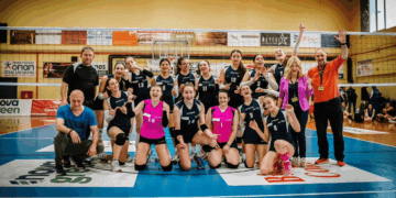 Αργυρό μετάλλιο για την ομάδα Βόλεϊ κοριτσιών του 2ου ΓΕΛ Κοζάνης στο Πανελλήνιο Σχολικό Πρωτάθλημα Ελλάδας Κύπρου   