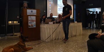 ΕΛ.ΑΣ.: Επιτυχημένη ενημερωτική ημερίδα για τα ζώα συντροφιάς – Εντυπωσίασε ο αστυνομικός σκύλος της Ομάδας Εξουδετέρωσης Εκρηκτικών Μηχανισμών