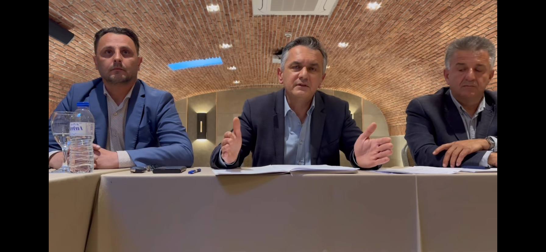 Προειδοποίηση Κασαπίδη σε Χαρούμενο: «Τελευταία φορά τον καλώ να ζητήσει συγνώμη- Αν είναι λαγός οργανωμένου σχεδίου, αυτό θα καταρρεύσει»