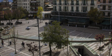 «Τέλος στην αταξία» στην Κεντρική Πλατεία Κοζάνης- Η απόφαση για ηλεκτρικά οχήματα, πατίνια, ποδήλατα και μπάλες