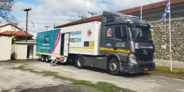 Προληπτικές εξετάσεις για 70 γυναίκες της Πρέσπας από την Κινητή Μονάδα Προληπτικού Ελέγχου Α.Ν.Θ. Θεαγένειου