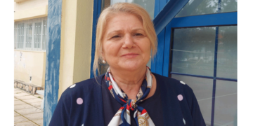 Το “εισιτήριο” για τον τελικό του “4ου Πανελληνίου Διαγωνισμού Πρωτότυπου Μονολόγου Επί Σκηνής” που θα διεξαχθεί στην Αθήνα , κέρδισε η Σοφία Δενεσίδου μέλος της Θεατρικής Ομάδας του Συλλόγου Ποντίων Αρδάσσης! (Ρεπορτάζ της Κούλας Πουλασιχίδου)