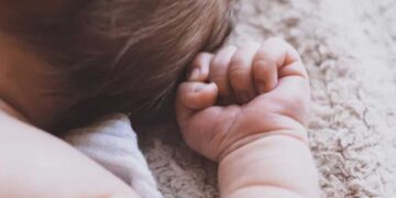 Ανακαλείται από τον ΕΟΦ παρτίδα γνωστού σαμπουάν για παιδιά
