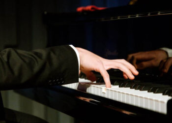 Συναυλία με πιάνο  και φλάουτο από το Δημοτικό Ωδείο Σιάτιστας