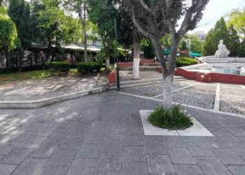 “Ξήλωσαν” το ιστορικό περίπτερο στην Πλατεία Πτολεμαΐδας