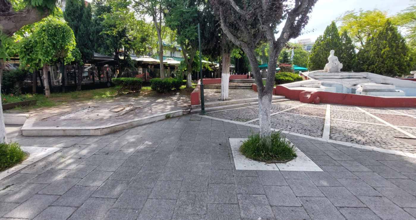 “Ξήλωσαν” το ιστορικό περίπτερο στην Πλατεία Πτολεμαΐδας