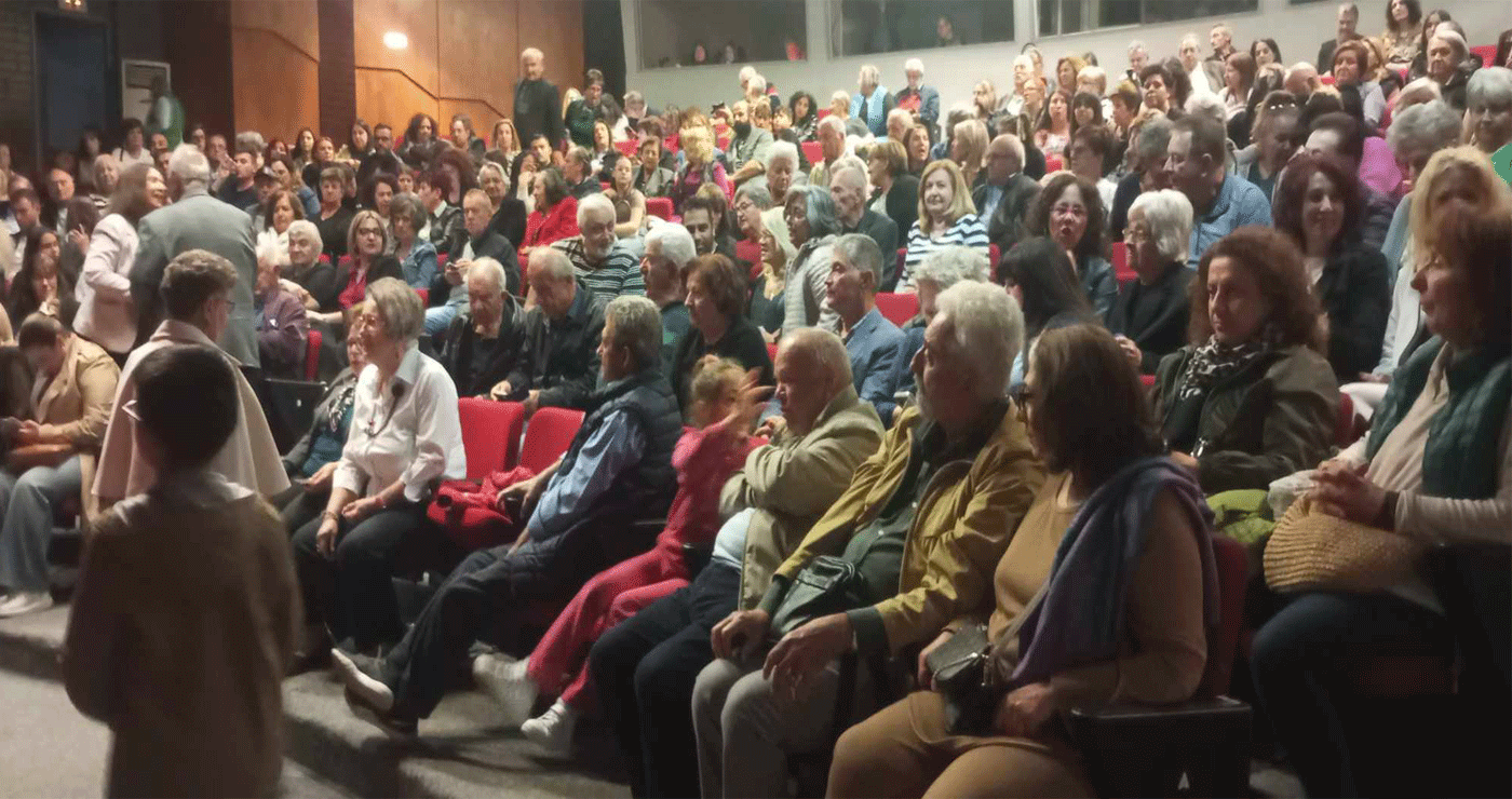 Γέμισε το Πνευματικό Κέντρο Πτολεμαΐδας στην θεατρική παράσταση “ΜΑΡΤΥΡΕΣ”