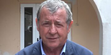 Μ. Γιαννάκος (ΠΟΕΔΗΝ): «Άσχετοι με διακομιδές όσοι στελεχώνουν τα ασθενοφόρα στα Κέντρα Υγείας»