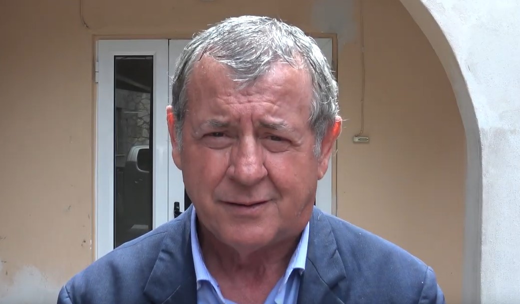 Μ. Γιαννάκος (ΠΟΕΔΗΝ): «Άσχετοι με διακομιδές όσοι στελεχώνουν τα ασθενοφόρα στα Κέντρα Υγείας»