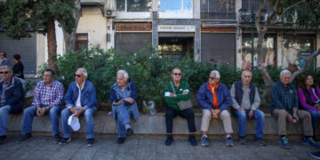 Κύμα φυγής για σύνταξη