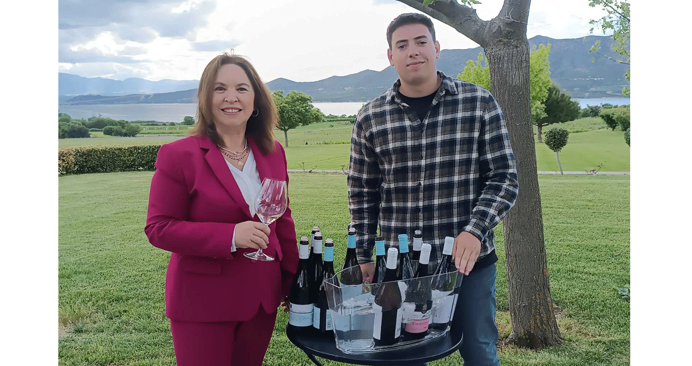 Καλλιόπη Βέττα: «Η οινοποιία και ο οινοτουρισμός μπορούν να αποτελέσουν λύσεις για την ανάπτυξη της Δυτικής Μακεδονίας» 