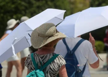 Τριήμερο του Αγίου Πνεύματος: Εκτοξεύεται στους 35 βαθμούς Κελσίου η θερμοκρασία