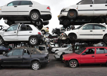 Υποχρεωτική απόσυρση: Ποια αυτοκίνητα κινδυνεύουν και γιατί -Τι πρέπει να κάνουν 3 εκατ. ιδιοκτήτες