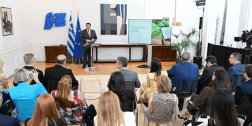 Live η παρουσίαση της έρευνας για την αξιολόγηση στο Δημόσιο – Συμμετείχαν 65.000 πολίτες