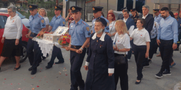 Δυναμική παρουσία του ΠΤ του Ελληνικού Ερυθρού Σταυρού Πτολεμαΐδας, στις εορταστικές εκδηλώσεις για τον Άγιο Λουκά τον Ιατρό, στον Ι.Ν. Αγίας Σκέπης Πτολεμαΐδας