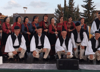 Ο Σύλλογος Ηπειρωτών Εορδαίας συμμετείχε στο “Τρίτο Διεθνές Πολιτιστικό Αντάμωμα”, που διοργάνωσε ο Σύλλογος Λιβαδειάς “Ο Άγιος Κοσμάς, ο Αιτωλός” στη Βόρειο Ήπειρο! (Ρεπορτάζ της Κούλας Πουλασιχίδου με τη συνδρομή της Σοφίας Απαζίδου)