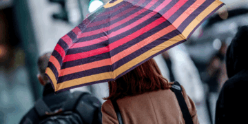 Έκτακτο δελτίο καιρού από την ΕΜΥ: Διήμερη κακοκαιρία με μπουρίνια από αύριο το μεσημέρι σε 5 περιοχές